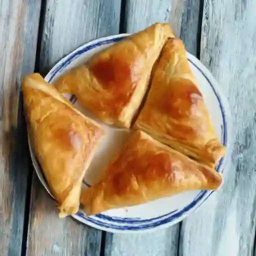 Pastel Pollo