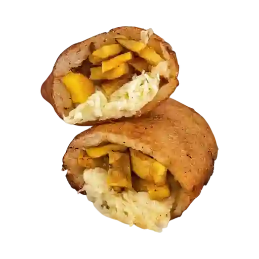 Empanada Queso y Tajaditas Maduras