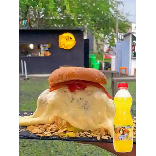 Combo Hamburguesa Clásica + Hit Naranja Piña 500 ml