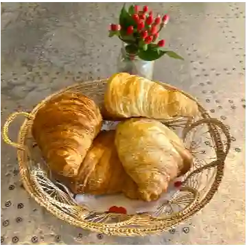 Canasta Croissant