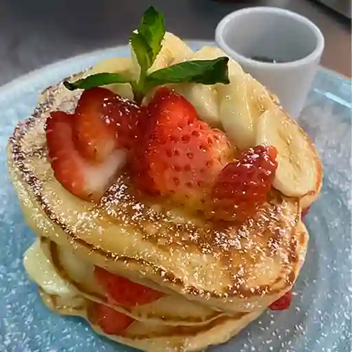 Pancake con Fresa y Banano