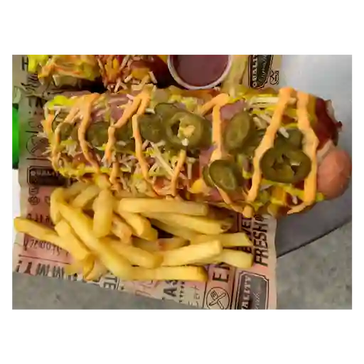 Perro super en combo