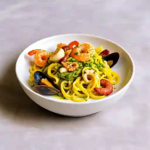 Pastas De Mariscos Al Pesto