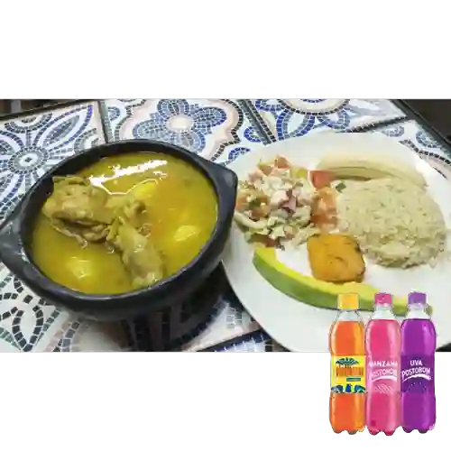 Combo Sancocho de Pollo + Gaseosa Postobón 400 ml