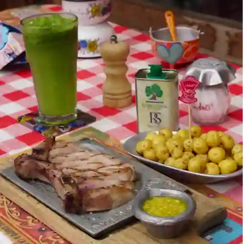 Chuletón de Cerdo Importado + Limonada