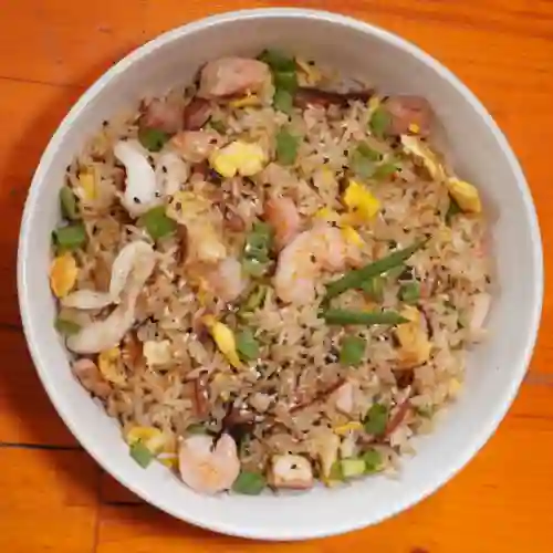 Arroz chaufa de mariscos