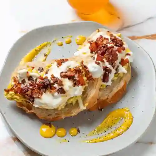 Tostada Burrata