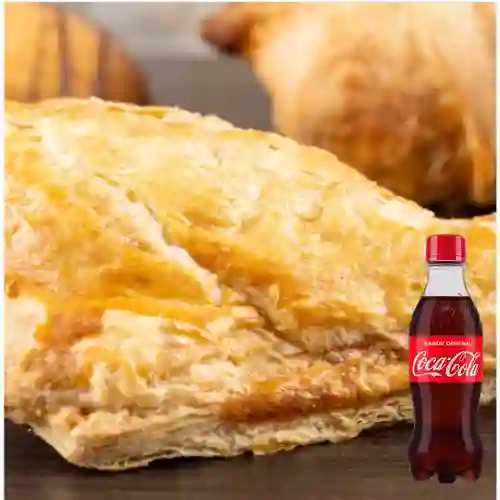 Combo Pastel de Pollo +Cocacola Orig 250ml