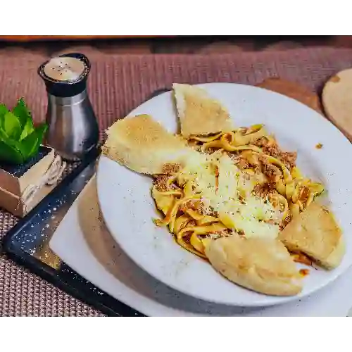 Pasta en Salsa Bolognesa