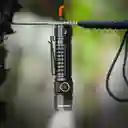 Nicron Linterna Compacta Negra
