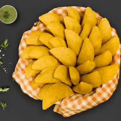 40 Empanadas