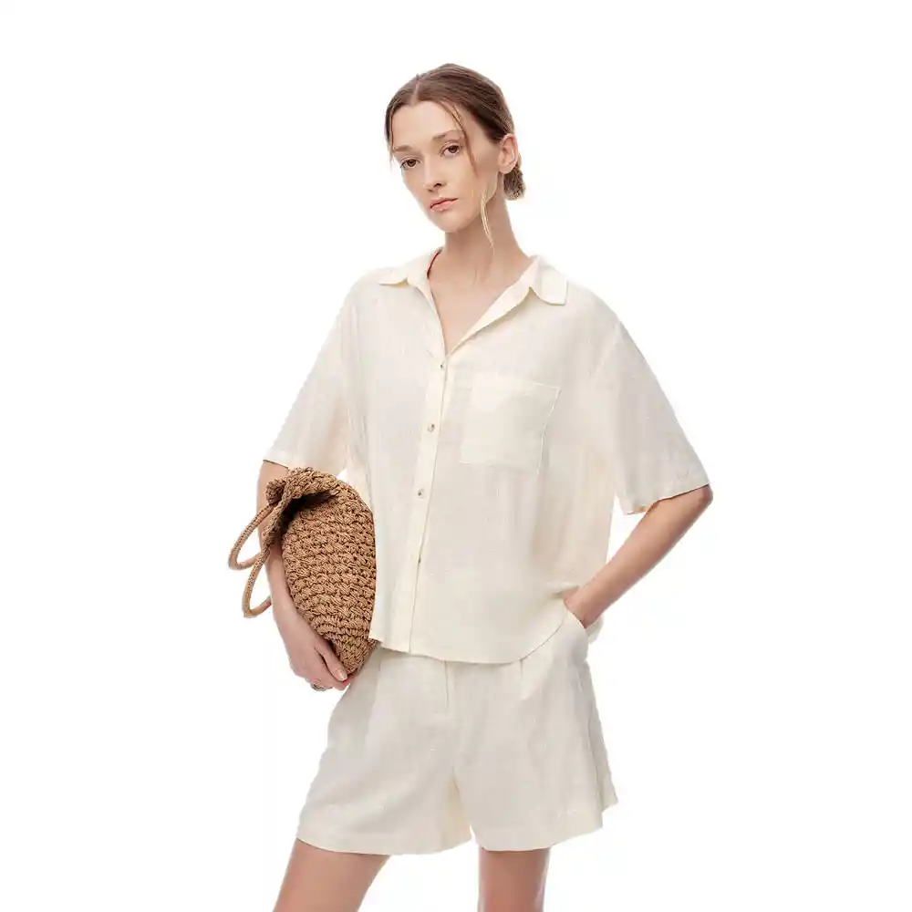 Camisa Con Cuello y Manga Corta en Tejido Plano Femenino Liwel Gef Talla S