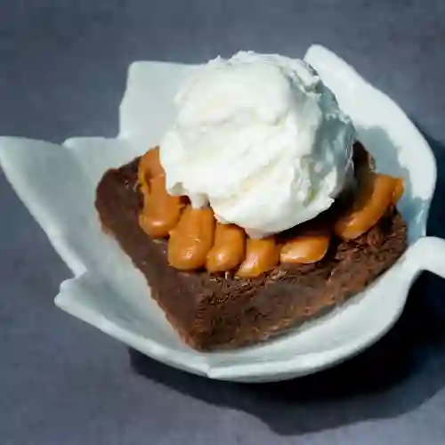 Brownie con Helado