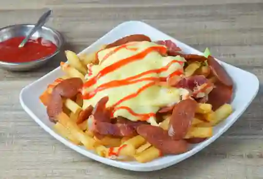 Salchipapa Especial