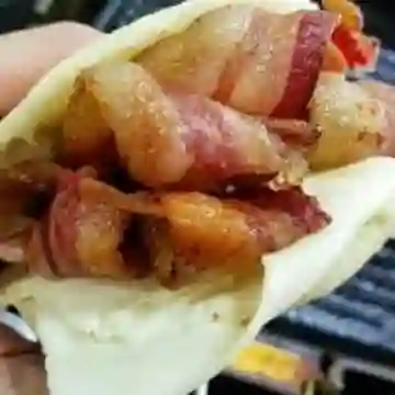 Puposa Salvadoreña