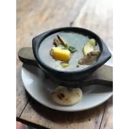 Combo Caldo de Carne + Agua de Panela