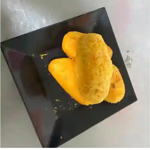 Combo Empanadas y Pastel de Yuca