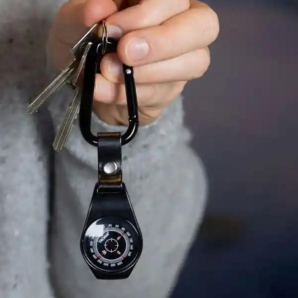 Troika Llavero Brujula Plateada