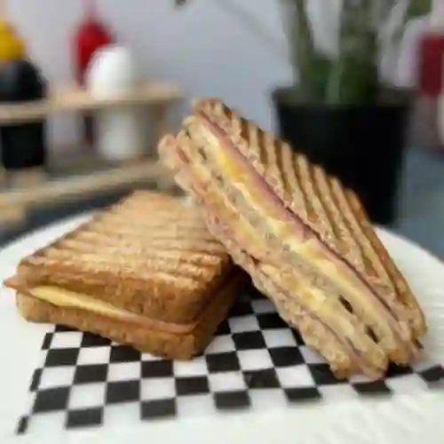 Sandwich Clasico