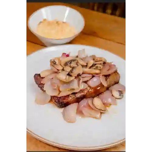 Encebollado con Champiñones 400 gr