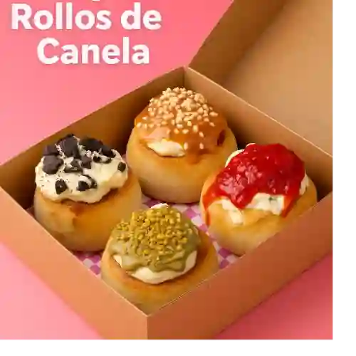 Rollos de canela x 4 incluye toppings
