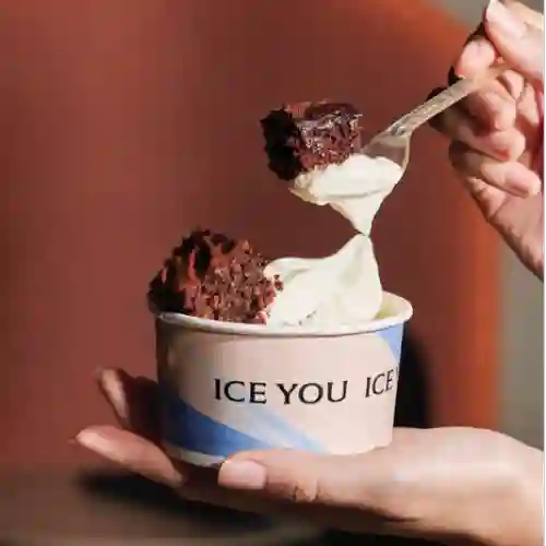 Helado de Yogurt + Brownie Saludable