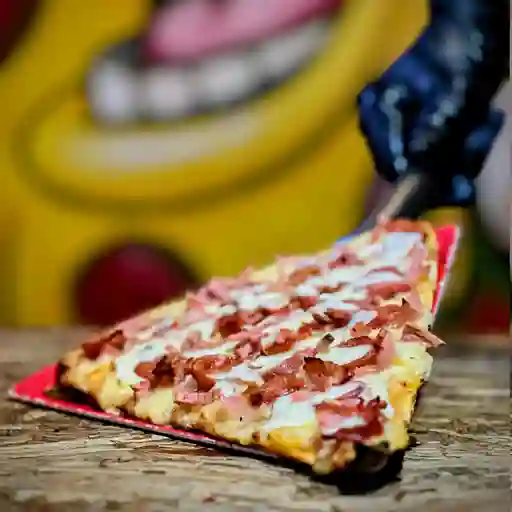 Pizza carnivora pequeña