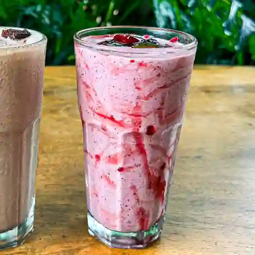 Frappe Frutos Del Bosque 16OZ