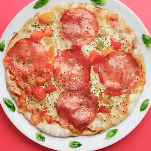 Pizza de Salami Mediana