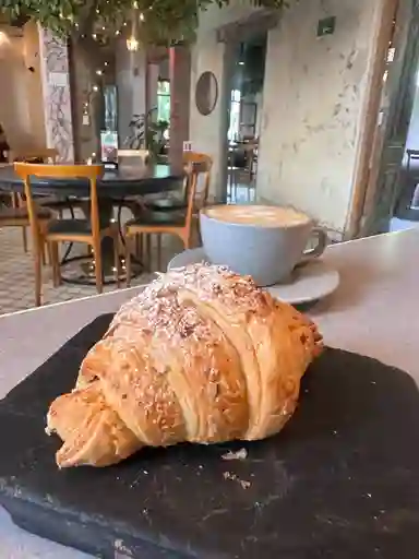 Croissant de Almendras
