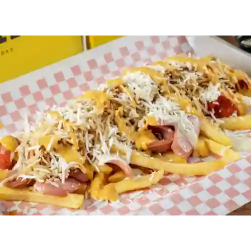 Salchipapa Mixta