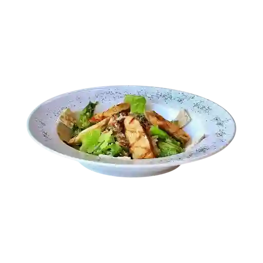Ensalada César con Pollo