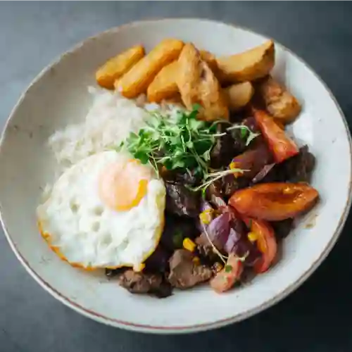 Lomo Saltado
