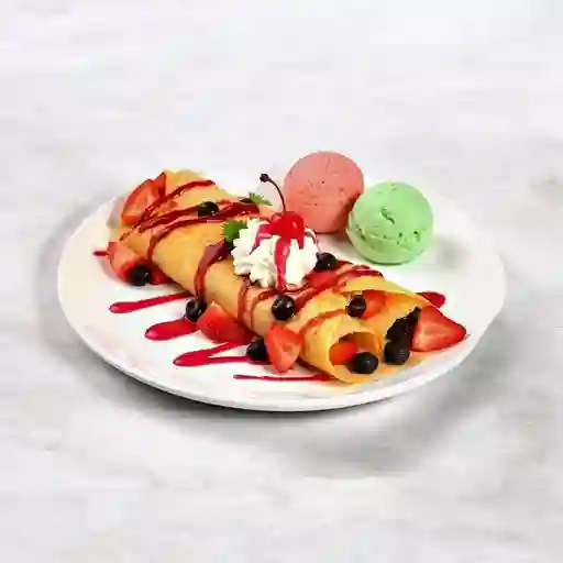 Crepes De Frutos Rojos