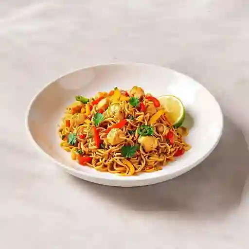 Arroz o noodle de pollo