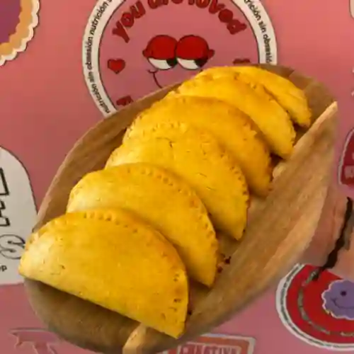 Empanada de Pollo X Unidad