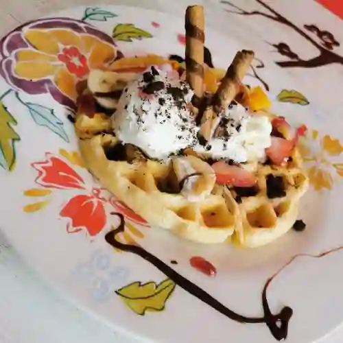 Waffle con 3 Bolas de Helado