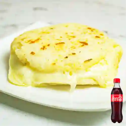 Combo Arepa Quesuda + Coca-Cola Sabor Original 400 ml
