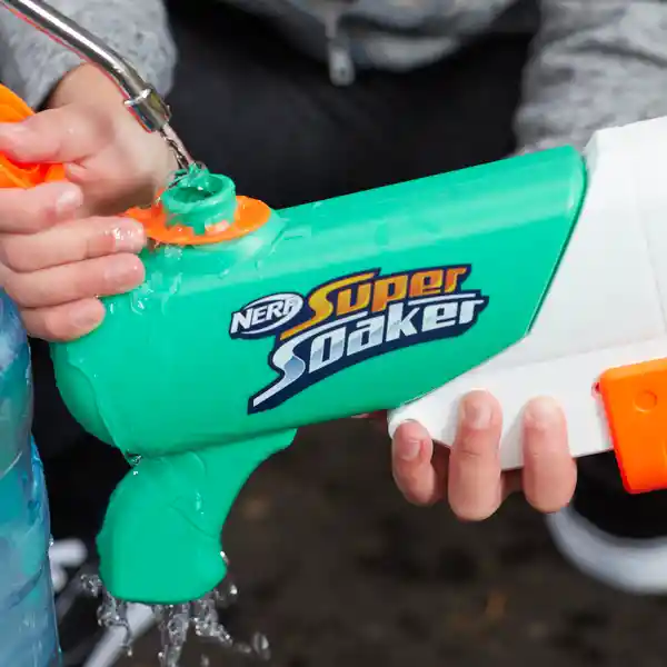 Nerf Lanzador de Agua Super Soaker Hydro Frenzy