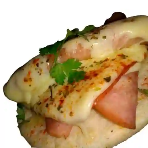 Arepa con Jamón y Queso
