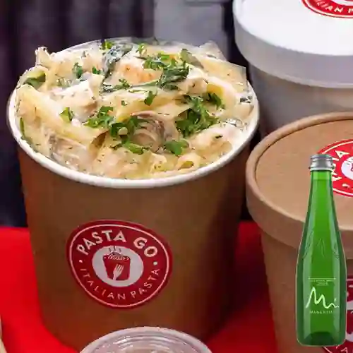 Combo Pasta Milan + Manantial con Gas 300 ml