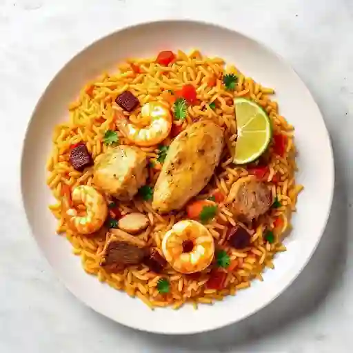 Caja Arroz a la Valenciana con 1/2 Pollo