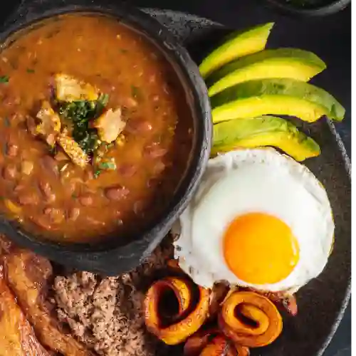 Bandeja la Paisa