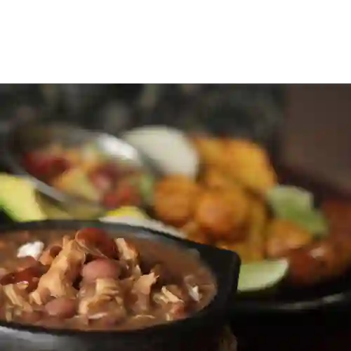 Cazuela ranchera + chorizo