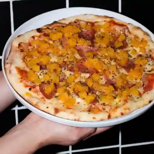 Pizza hawaiana mediana