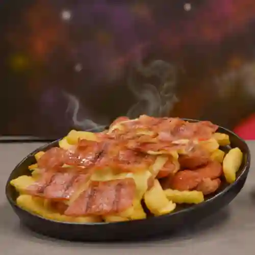 Salchipapa Especial