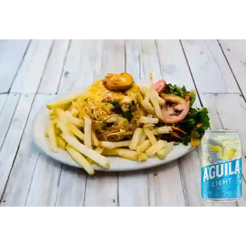 Combo Arroz con Pollo + Cerveza Aguila Light Lta 330ml