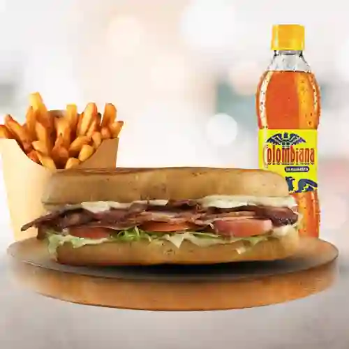 Combo Sandwich de Pernil Ranchero