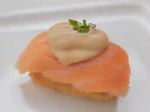 Nigiri Crispy Salmon
