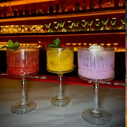 Soda lyches rosada 14 oz